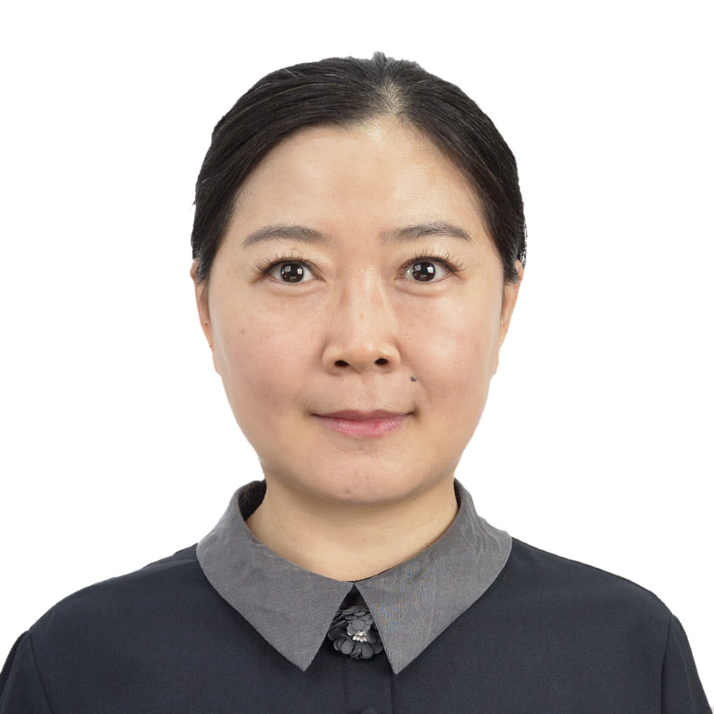 headshot of Zhenyan Xi