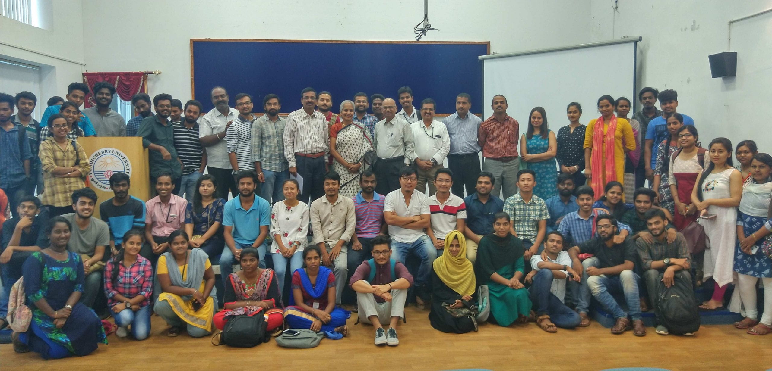 group photo of Students and Faculty at Pondicherry University